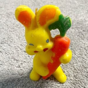 Gurley Novelty Co. Yellow Bunny With Carrot Candle Original Label